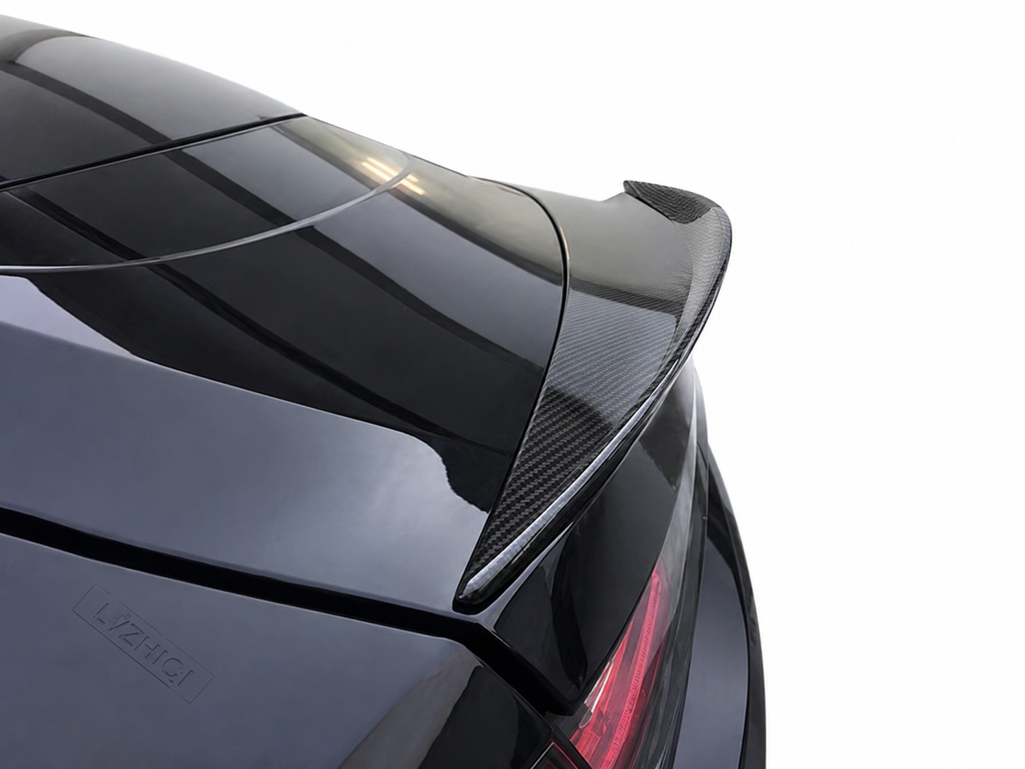 Carbon Fiber Styling Kit for Porsche Cayenne Coupe & GTS Coupe (2018–2023) | Front Lip, Rear Diffuser & Rear Spoiler